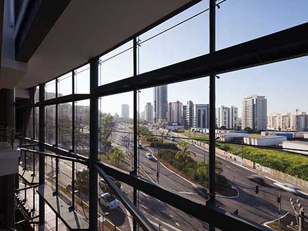 Power Center Regente Feijó